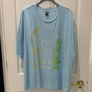 wild fable Light Blue Short Sleeve Graphic Tee Oversized Size Medium
